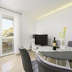 Premium Peschiera 度假居 *