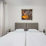 Premium Peschiera *