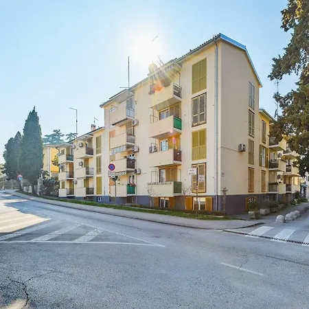 Premium Peschiera Porec